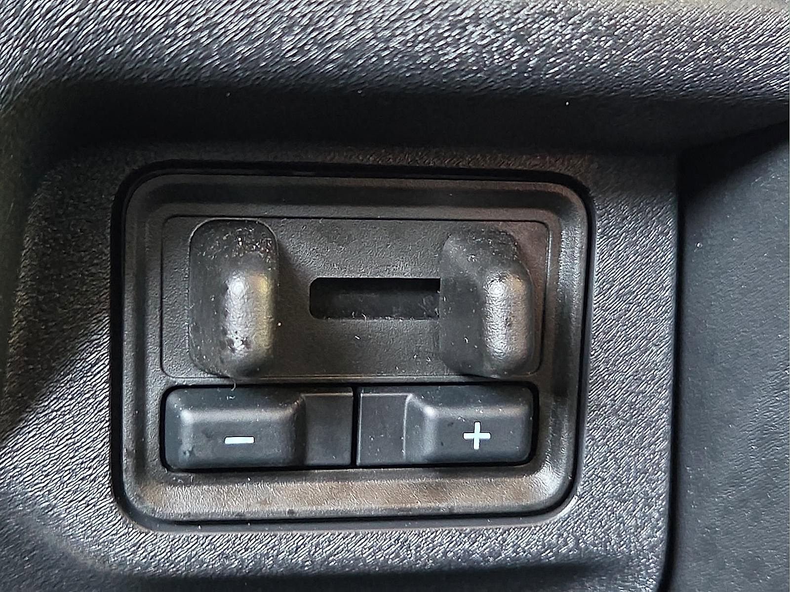 Certified 2025 Ford Expedition Platinum AWD/4WD image 19