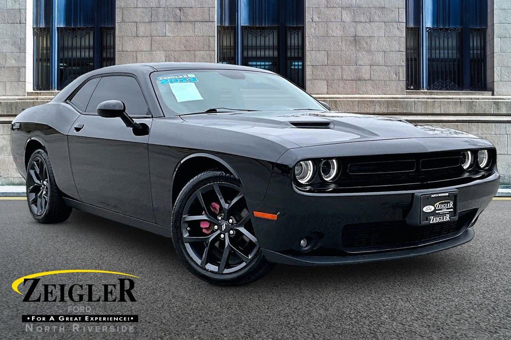 Used 2023 Dodge Challenger SXT w/ Blacktop Package RWD image 1
