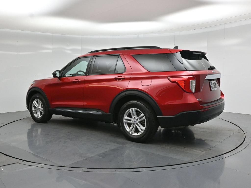 Certified 2023 Ford Explorer XLT RWD image 6