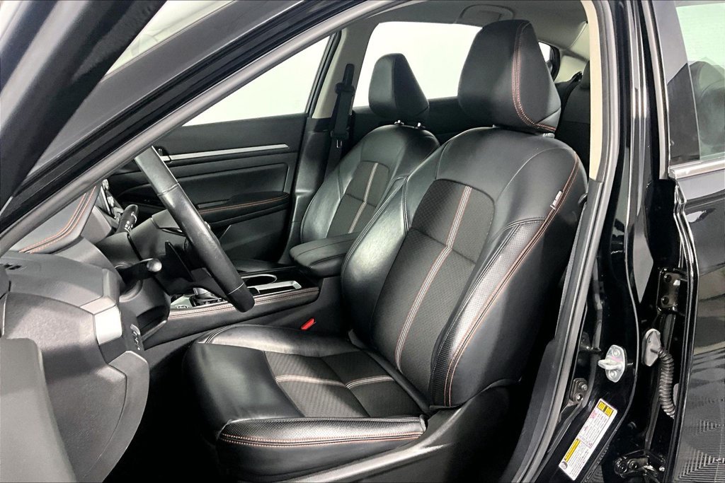 Used 2024 Nissan Altima 2.5 SR FWD image 25