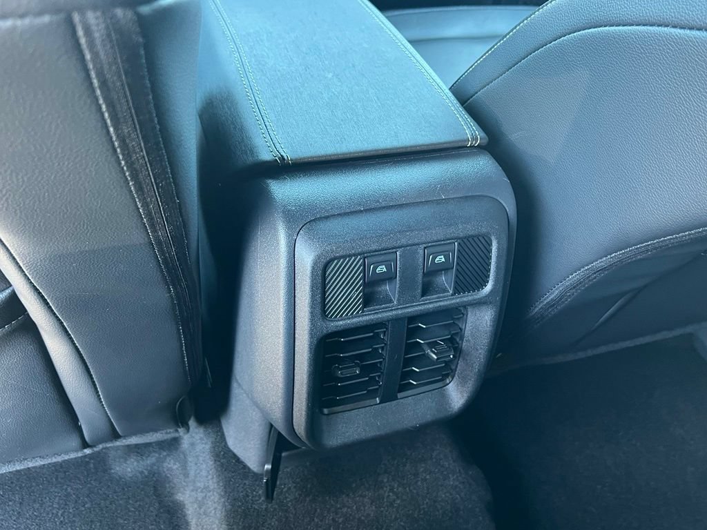 Certified 2025 Ford Bronco Outer Banks AWD/4WD image 16