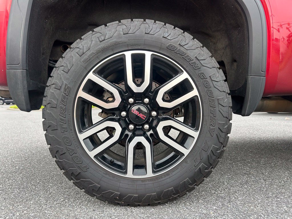 Used 2020 GMC Sierra 1500 AT4 w/ AT4 Premium Package AWD/4WD image 12