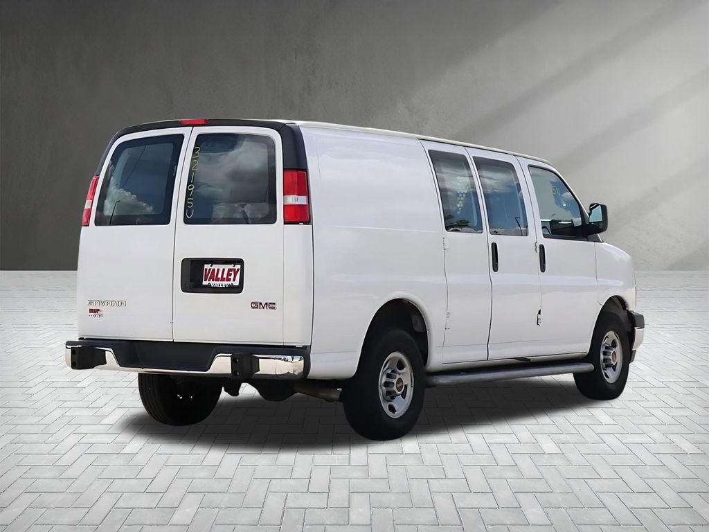 Used 2023 GMC Savana 2500 w/ Driver Convenience Package image 7