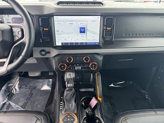 Certified 2023 Ford Bronco Badlands image 16