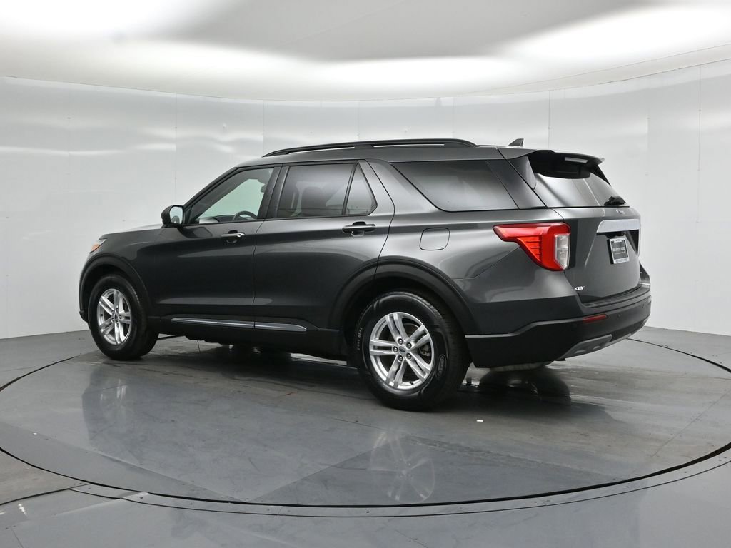 Certified 2020 Ford Explorer XLT w/ Equipment Group 202A image 7