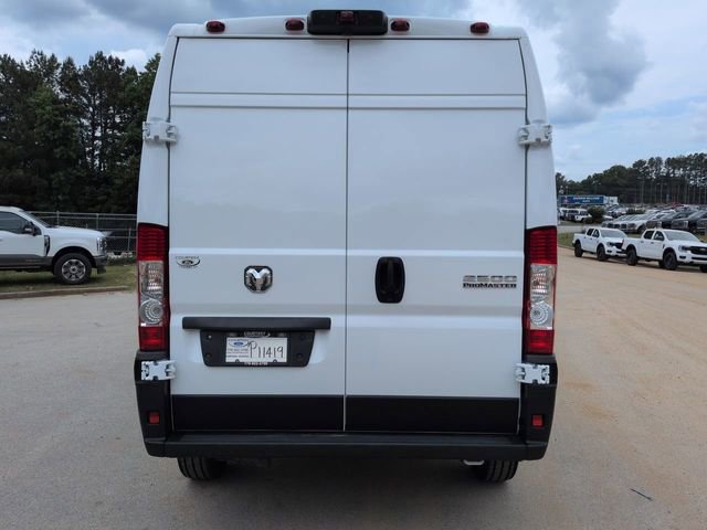 Used 2026 RAM ProMaster 2500 w/ Convenience Group FWD image 6