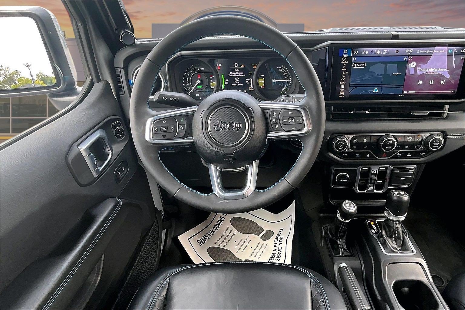 Used 2024 Jeep Wrangler High Altitude AWD/4WD image 5