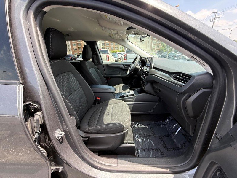 Certified 2023 Ford Escape Active AWD/4WD image 14