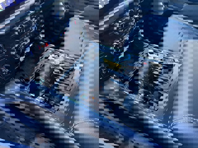 Certified 2022 Ford F150 Lariat w/ Equipment Group 502A High image 15