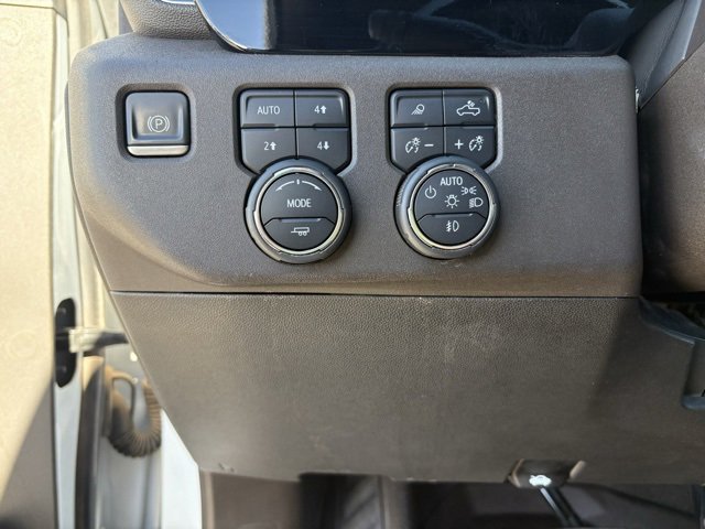 Used 2024 Chevrolet Silverado 3500 LTZ w/ LTZ Convenience Package image 25