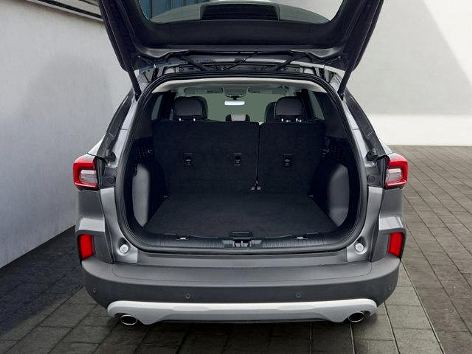 Certified 2023 Ford Escape Platinum AWD/4WD image 26