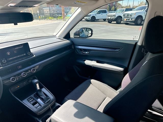 Used 2024 Honda CR-V LX image 23