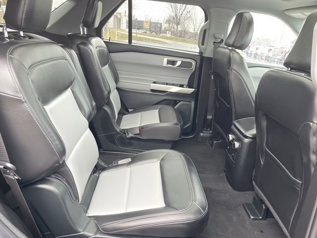 Certified 2023 Ford Explorer XLT w/ Equipment Group 202A AWD/4WD image 15