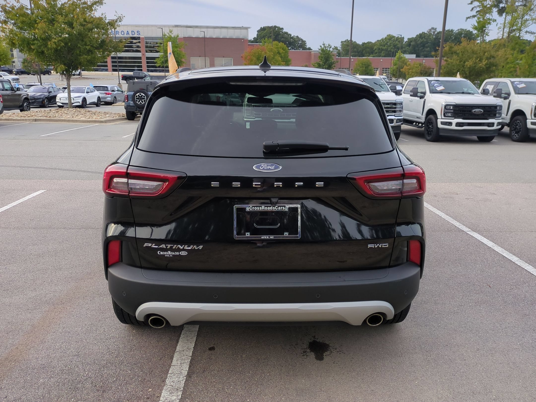 Certified 2023 Ford Escape Platinum AWD/4WD image 5