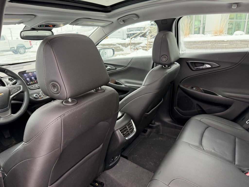 Used 2024 Chevrolet Malibu LT image 12