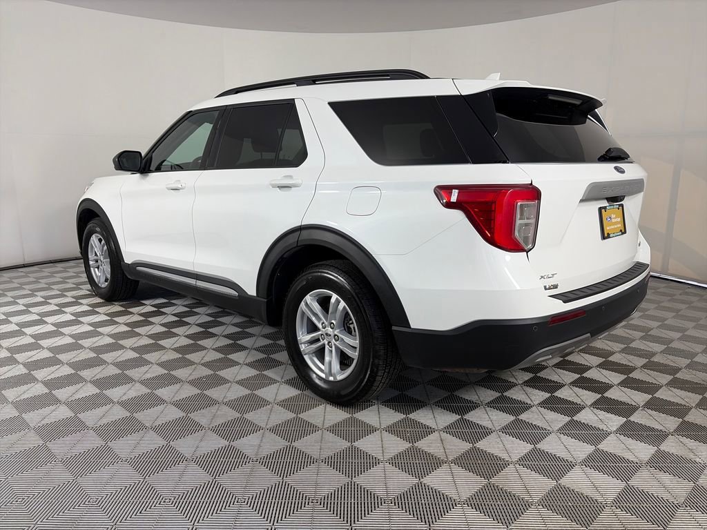 Certified 2024 Ford Explorer XLT w/ Equipment Group 202A video 3