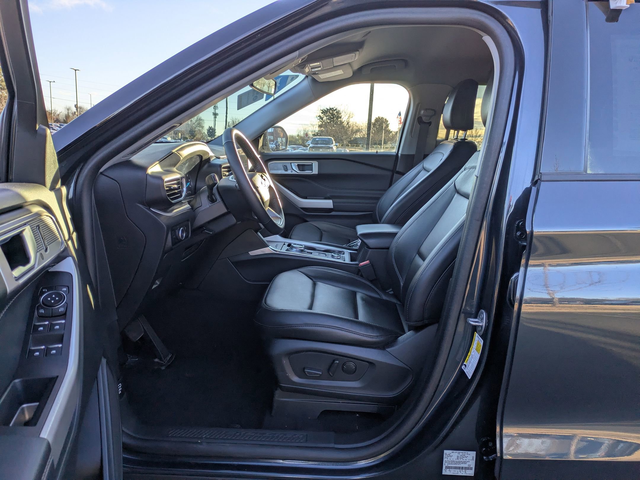 Certified 2023 Ford Explorer XLT w/ Equipment Group 202A image 12