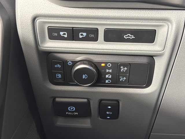 Certified 2022 Ford F150 Lariat w/ Max Trailer Tow Package AWD/4WD image 21
