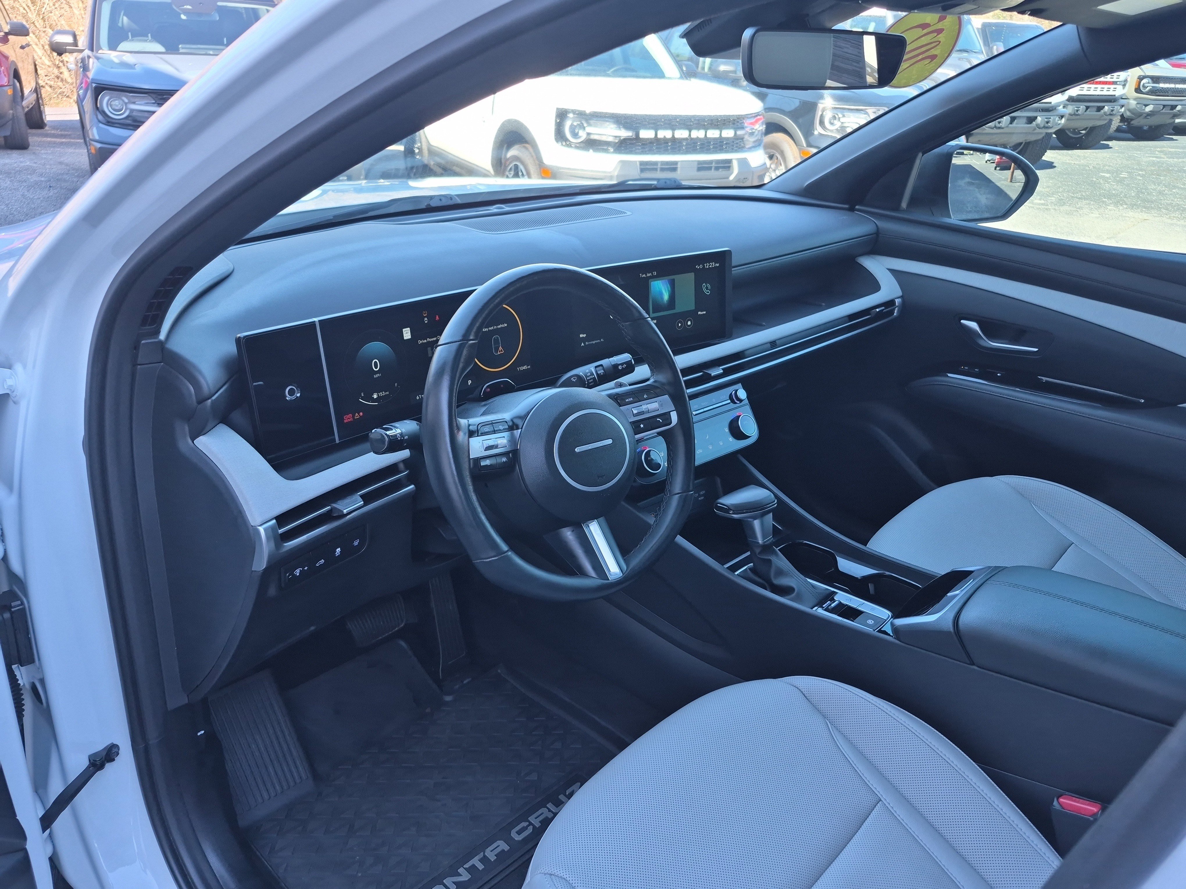 Used 2025 Hyundai Santa Cruz Limited image 15