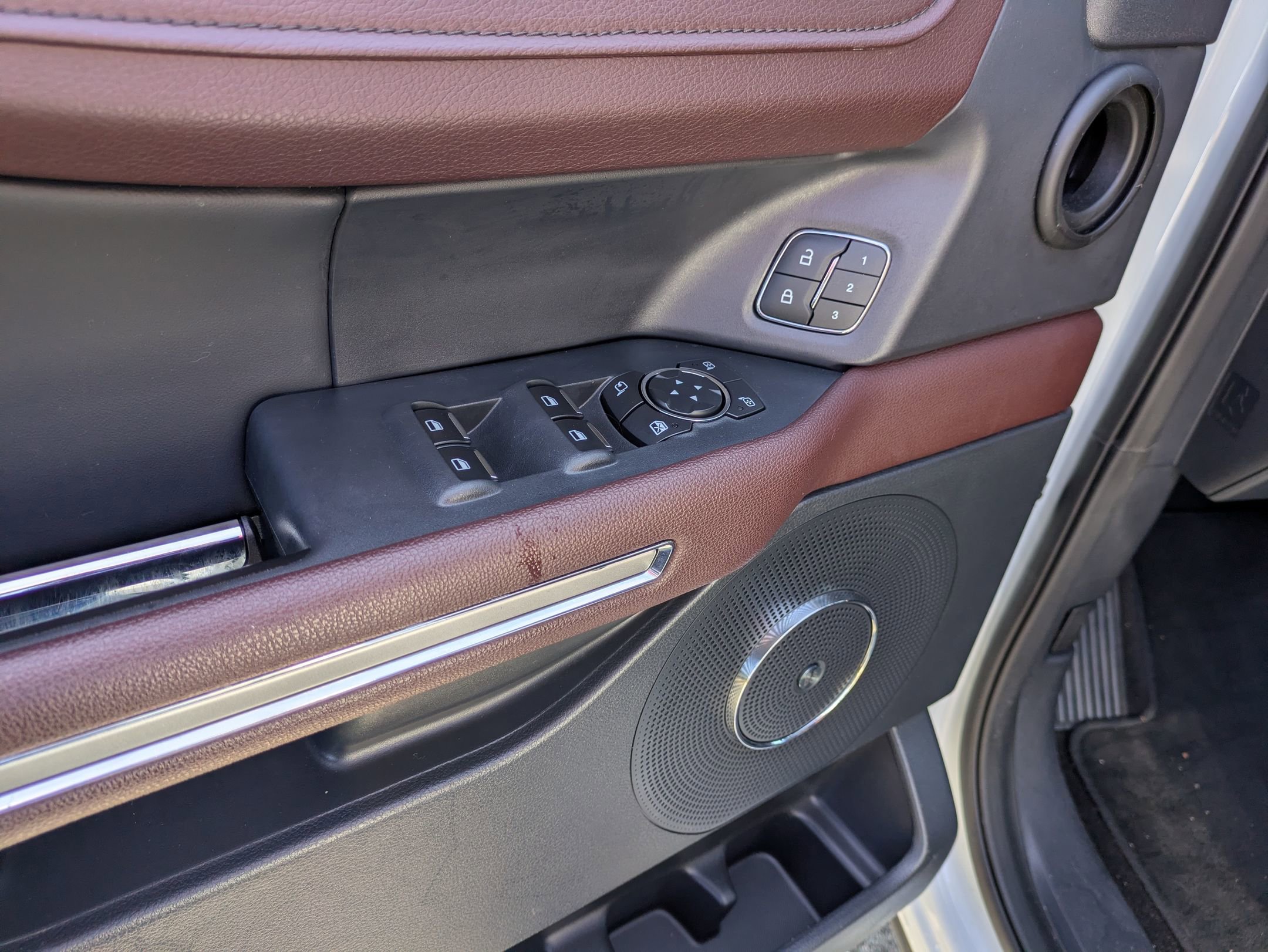 Certified 2022 Ford Expedition Limited image 16