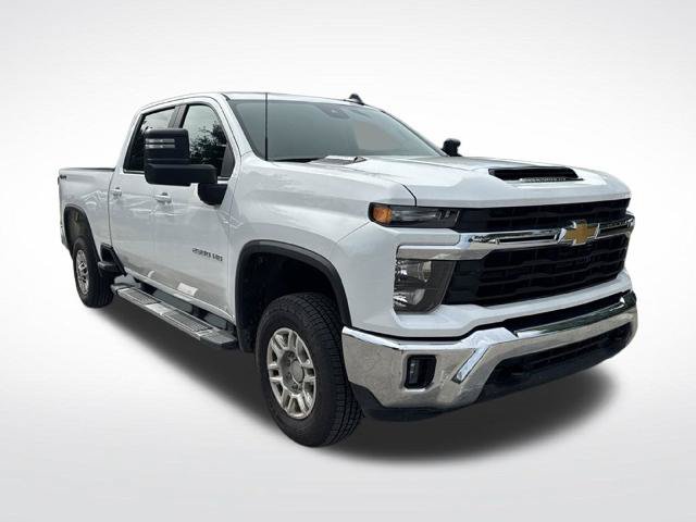 Used 2025 Chevrolet Silverado 2500 LT w/ Convenience Package AWD/4WD image 2