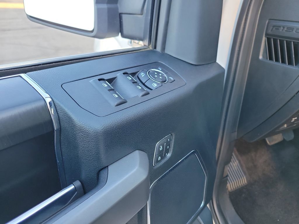 Certified 2019 Ford F150 Platinum w/ Equipment Group 701A Luxury image 19