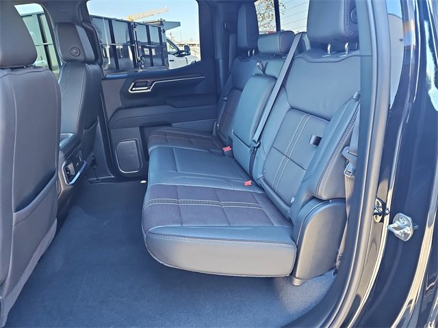 Used 2025 Chevrolet Silverado 1500 High Country image 14