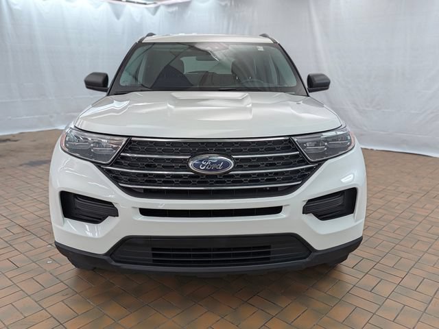 Certified 2023 Ford Explorer XLT w/ Class IV Trailer Tow Package AWD/4WD image 2
