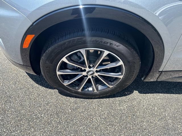 Used 2024 Cadillac XT4 Sport image 16