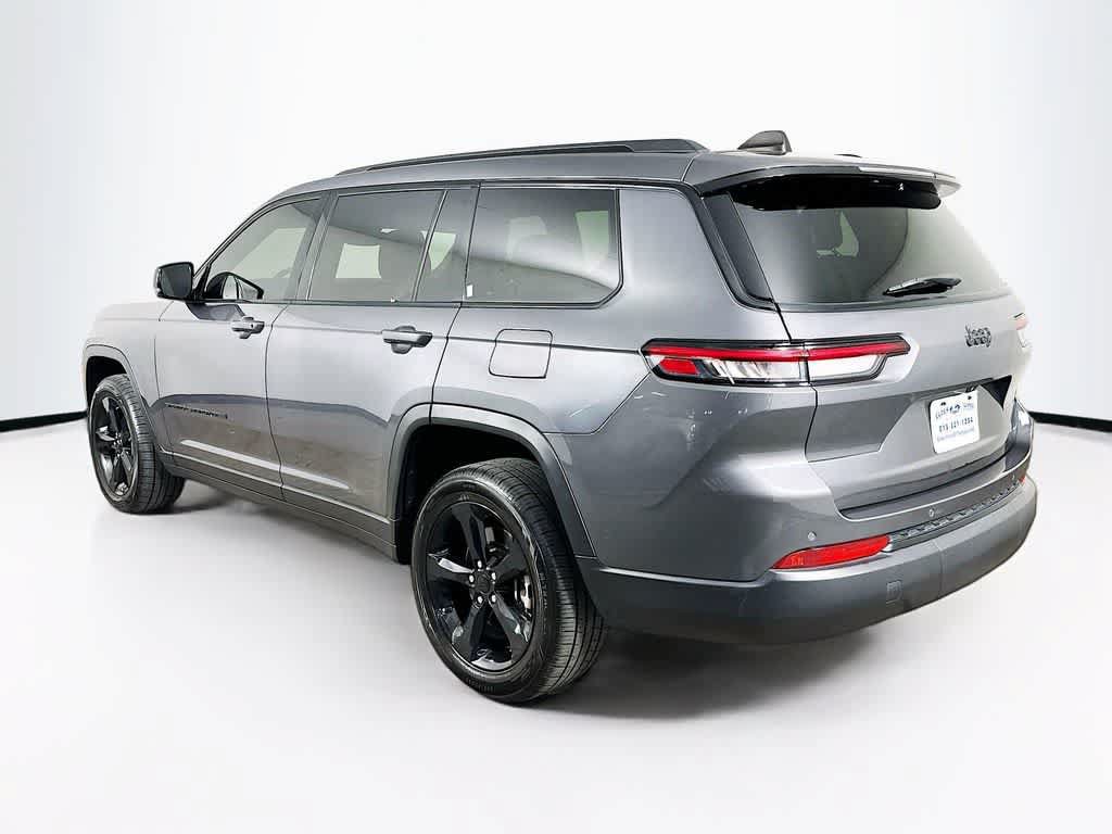 Used 2024 Jeep Grand Cherokee L Altitude RWD image 4