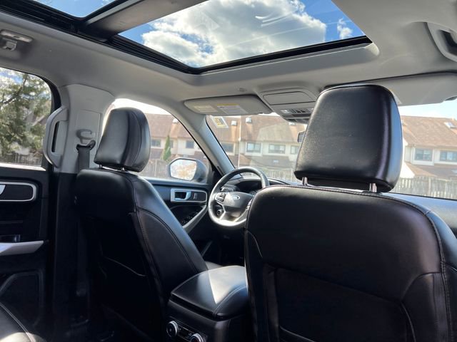 Certified 2022 Ford Explorer XLT w/ Equipment Group 202A image 35