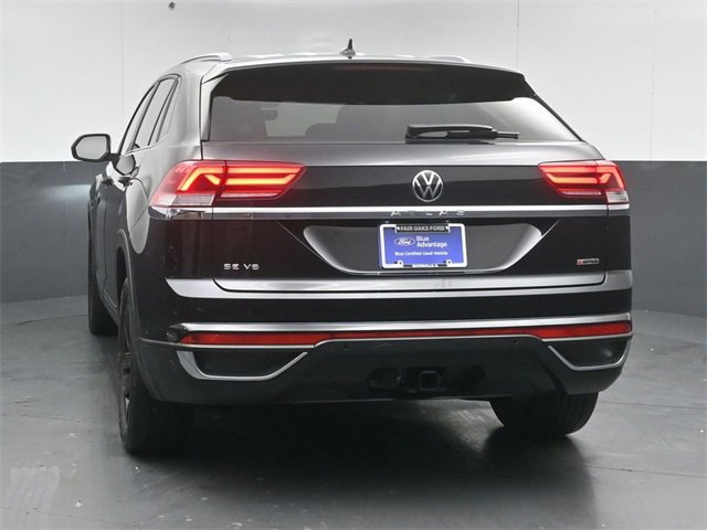 Used 2022 Volkswagen Atlas Cross Sport SE w/ Black Wheel Package image 7