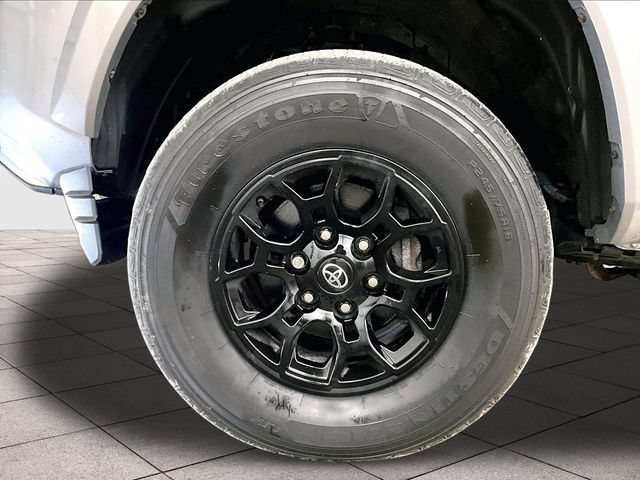 Used 2021 Toyota Tacoma SR5 AWD/4WD image 8
