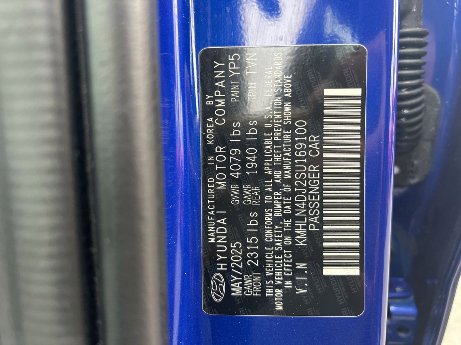 Used 2025 Hyundai Elantra Limited image 29