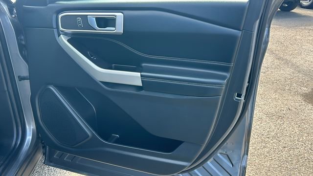 Certified 2022 Ford Explorer XLT image 10