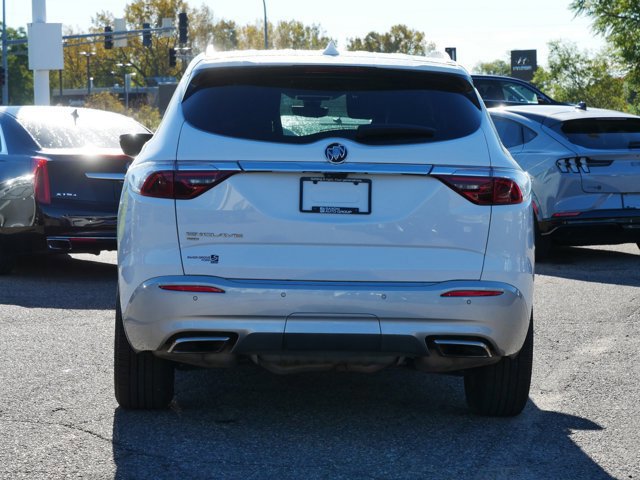 Used 2024 Buick Enclave Premium image 4