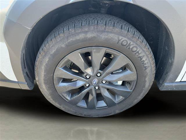 Used 2025 Subaru Outback Onyx Edition AWD/4WD image 30