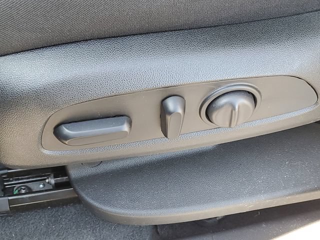 Used 2023 Chevrolet Equinox LT AWD/4WD image 6