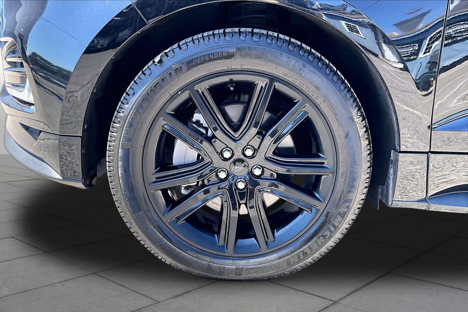 Certified 2021 Ford Edge ST-Line FWD image 13