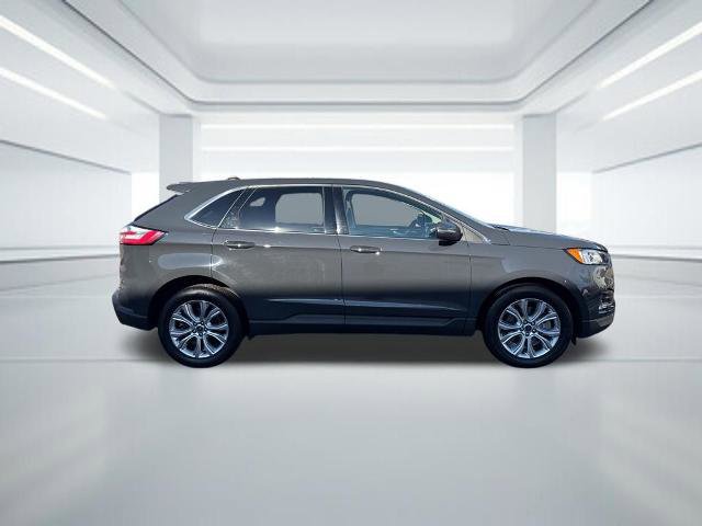Certified 2021 Ford Edge Titanium image 24