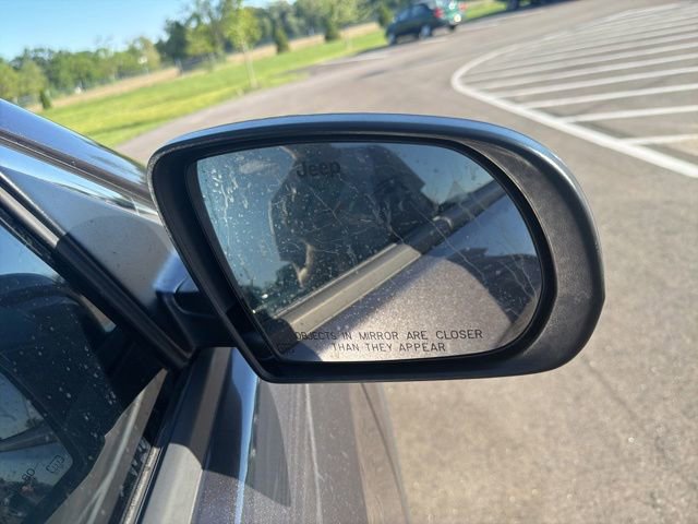 Used 2023 Jeep Compass Latitude AWD/4WD image 6