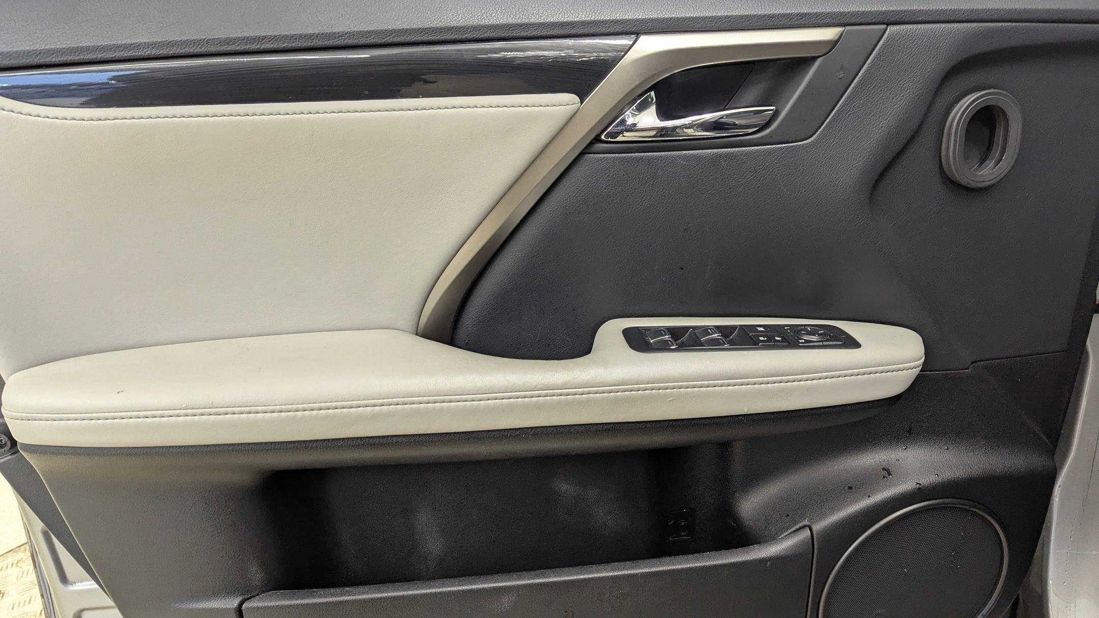 Used 2017 Lexus RX 350 FWD image 11