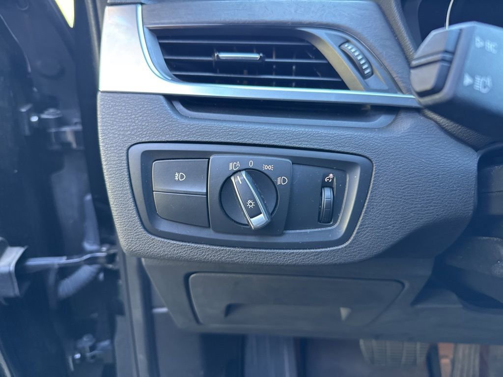 Used 2019 BMW X1 sDrive28i w/ Convenience Package image 14
