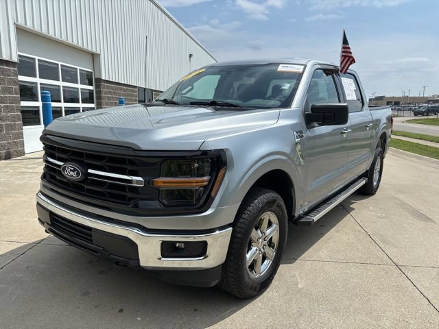 Certified 2025 Ford F150 XLT w/ Equipment Group 301A Standard AWD/4WD image 3