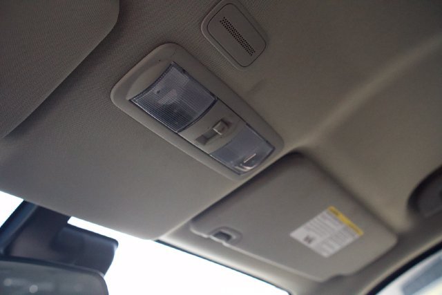 Used 2023 Nissan Titan 4x4 Crew Cab image 22