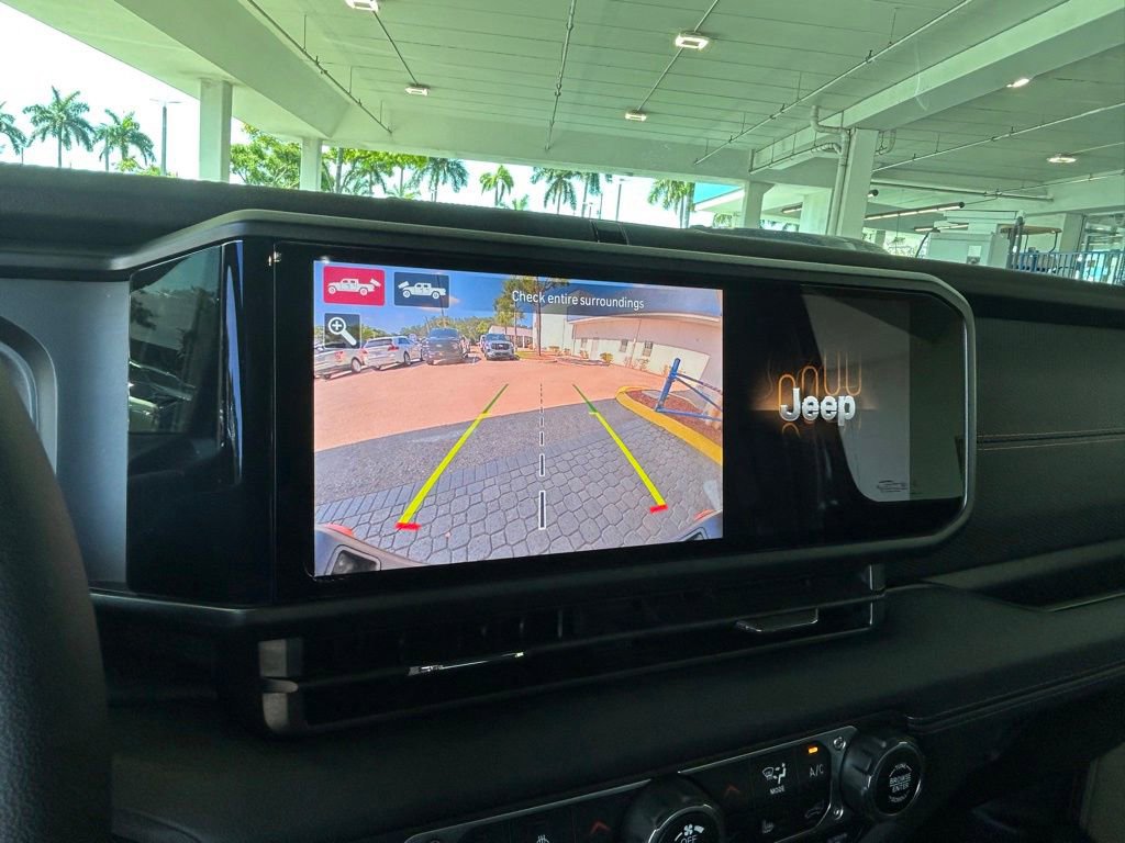 Used 2025 Jeep Gladiator Mojave w/ Safety Group AWD/4WD image 12