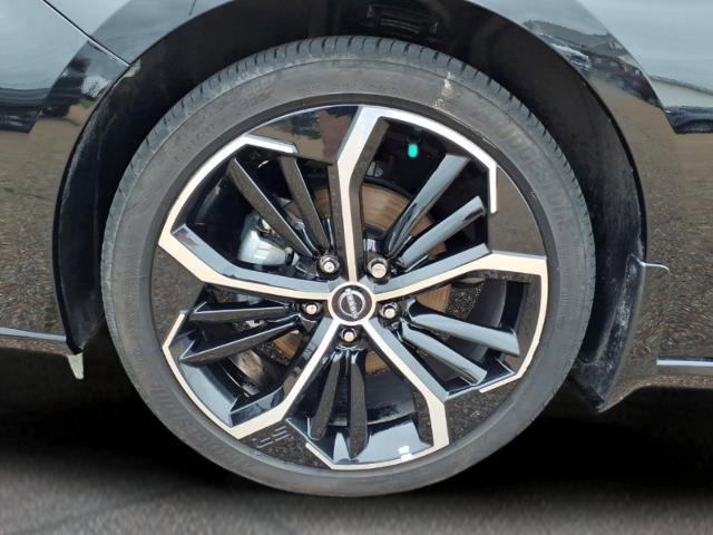 Used 2025 Nissan Altima 2.5 SR FWD image 9