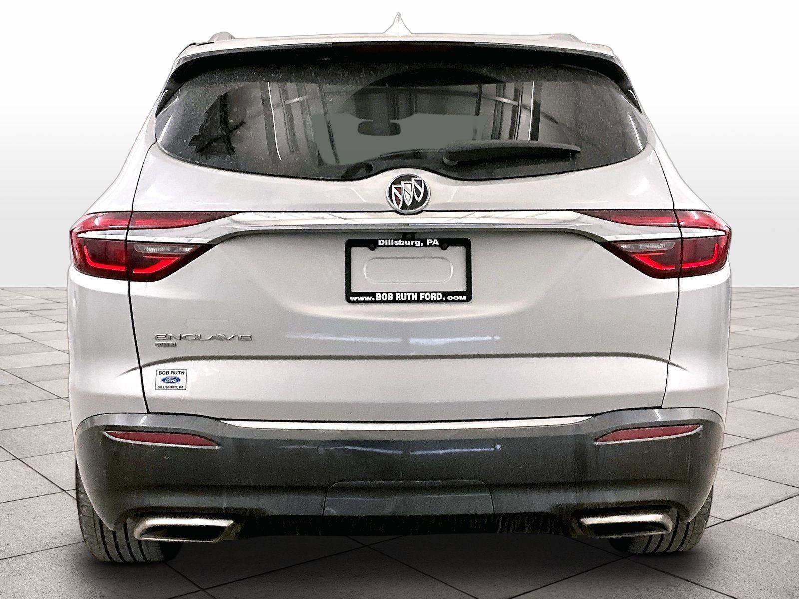 Used 2021 Buick Enclave Essence w/ Sound and Sites Package AWD/4WD image 4