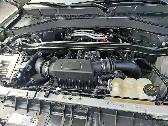 Certified 2022 Ford Explorer Platinum w/ Equipment Group 601A image 31