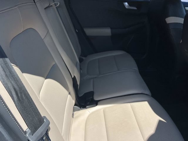 Certified 2020 Ford Escape SEL FWD image 31